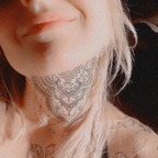 curvyblonde28 avatar